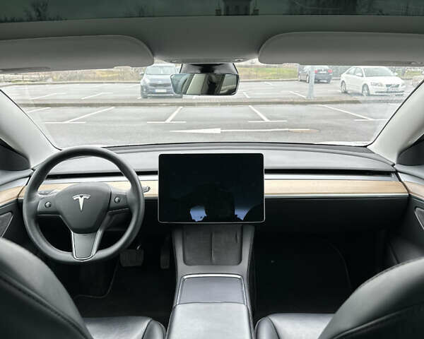 Белый Тесла Модель 3, объемом двигателя 0 л и пробегом 109 тыс. км за 16900 $, фото 17 на Automoto.ua
