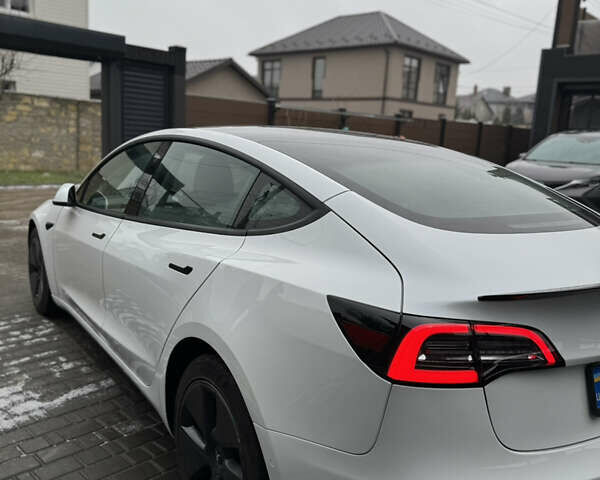 Белый Тесла Модель 3, объемом двигателя 0 л и пробегом 60 тыс. км за 19500 $, фото 8 на Automoto.ua