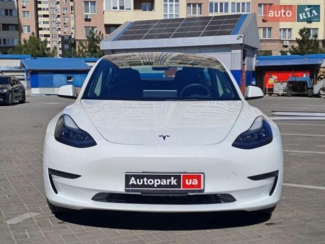Білий Тесла Модель 3, об'ємом двигуна 0 л та пробігом 36 тис. км за 19990 $, фото 1 на Automoto.ua