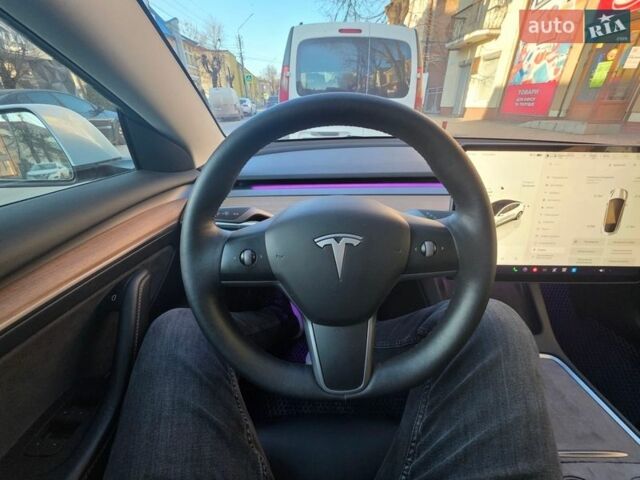 Белый Тесла Модель 3, объемом двигателя 0 л и пробегом 100 тыс. км за 17800 $, фото 7 на Automoto.ua