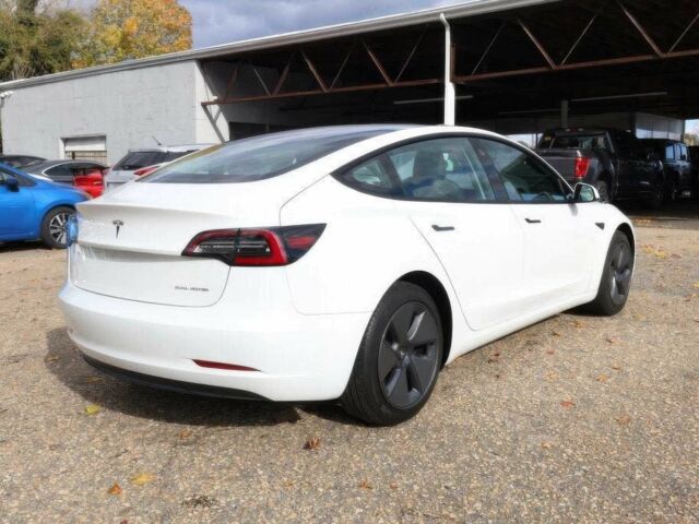 Білий Тесла Модель 3, об'ємом двигуна 0 л та пробігом 18 тис. км за 8900 $, фото 5 на Automoto.ua