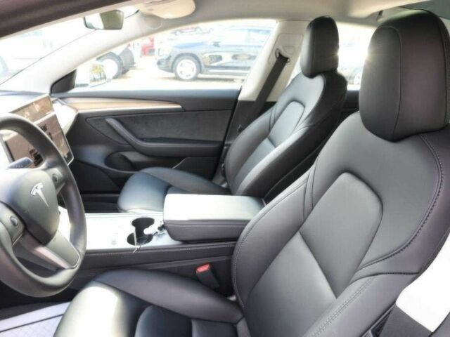 Білий Тесла Модель 3, об'ємом двигуна 0 л та пробігом 18 тис. км за 8900 $, фото 9 на Automoto.ua