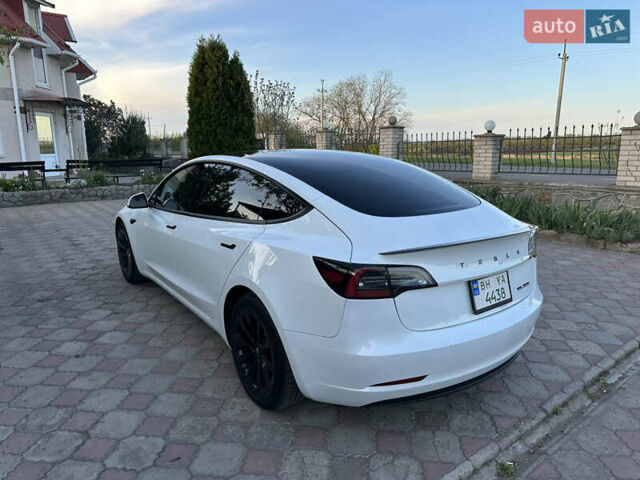 Белый Тесла Модель 3, объемом двигателя 0 л и пробегом 48 тыс. км за 22500 $, фото 4 на Automoto.ua