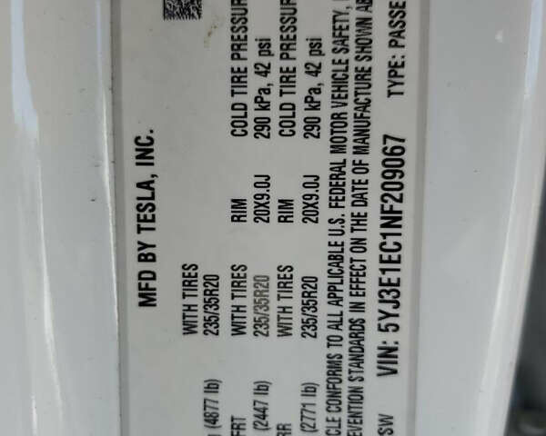 Белый Тесла Модель 3, объемом двигателя 0 л и пробегом 40 тыс. км за 12500 $, фото 8 на Automoto.ua