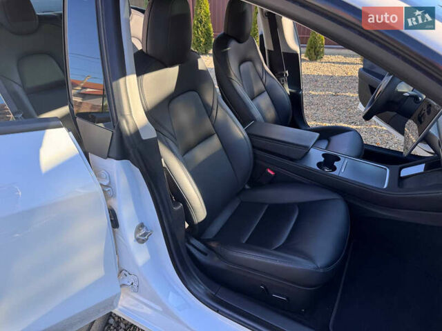 Тесла Модель 3 2022 у Стрые на Automoto.ua Білий Тесла Модель 3, об'ємом двигуна 0 л та пробігом 78 тис. км за 22500 $, фото 20 на Automoto.ua