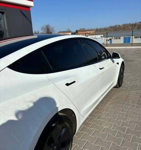 Білий Тесла Модель 3, об'ємом двигуна 0 л та пробігом 88 тис. км за 22500 $, фото 31 на Automoto.ua