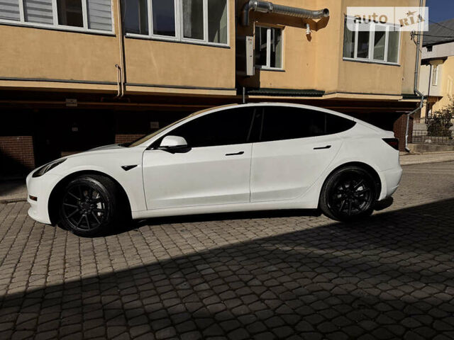 Білий Тесла Модель 3, об'ємом двигуна 0 л та пробігом 14 тис. км за 22900 $, фото 5 на Automoto.ua