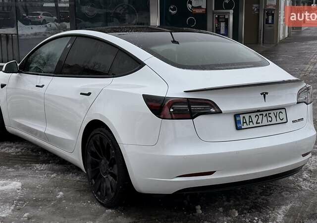Белый Тесла Модель 3, объемом двигателя 0 л и пробегом 92 тыс. км за 23000 $, фото 1 на Automoto.ua