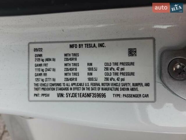 Белый Тесла Модель 3, объемом двигателя 0 л и пробегом 25 тыс. км за 11550 $, фото 12 на Automoto.ua