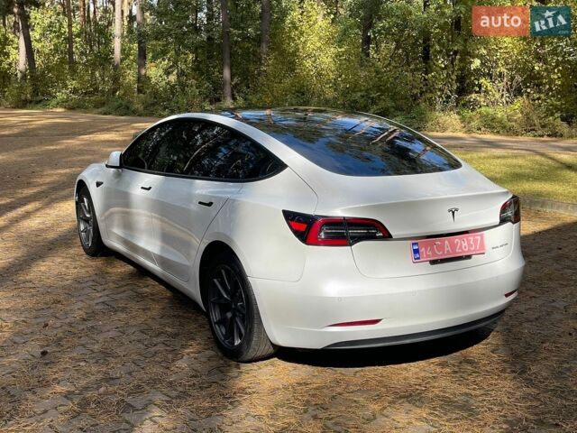 Белый Тесла Модель 3, объемом двигателя 0 л и пробегом 168 тыс. км за 18400 $, фото 4 на Automoto.ua