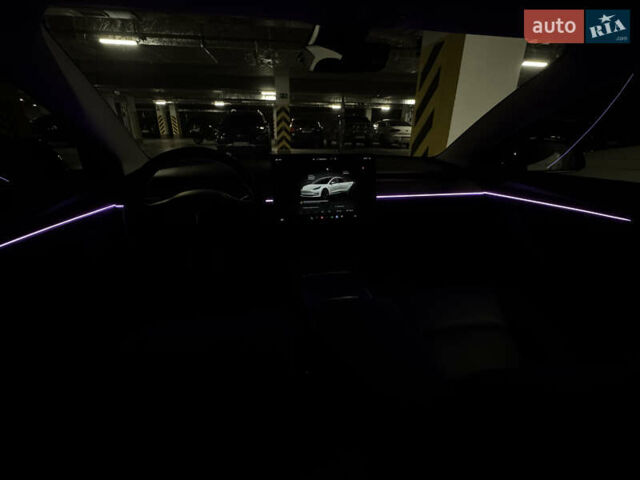 Белый Тесла Модель 3, объемом двигателя 0 л и пробегом 31 тыс. км за 20900 $, фото 1 на Automoto.ua