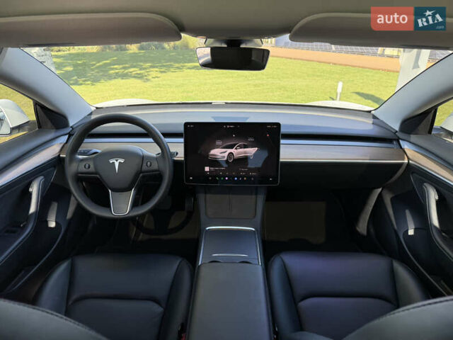 Белый Тесла Модель 3, объемом двигателя 0 л и пробегом 13 тыс. км за 23500 $, фото 13 на Automoto.ua