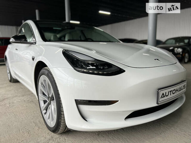 Білий Тесла Модель 3, об'ємом двигуна 0 л та пробігом 1 тис. км за 25900 $, фото 2 на Automoto.ua