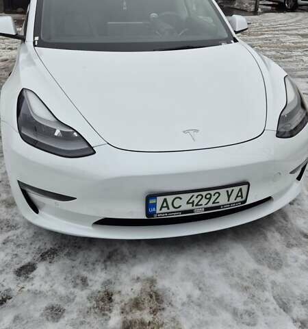 Белый Тесла Модель 3, объемом двигателя 0 л и пробегом 145 тыс. км за 16800 $, фото 2 на Automoto.ua