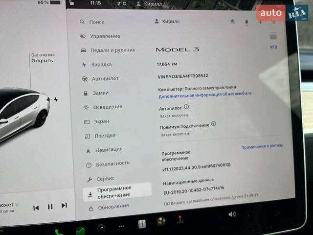 Белый Тесла Модель 3, объемом двигателя 0 л и пробегом 20 тыс. км за 25000 $, фото 7 на Automoto.ua