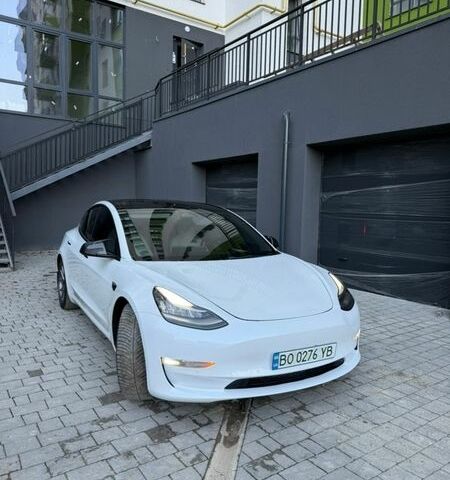 Білий Тесла Модель 3, об'ємом двигуна 0 л та пробігом 149 тис. км за 17200 $, фото 4 на Automoto.ua