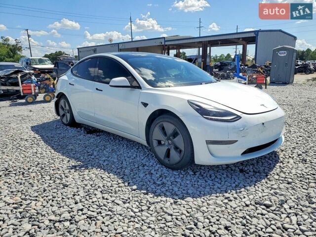 Білий Тесла Модель 3, об'ємом двигуна 0 л та пробігом 90 тис. км за 7500 $, фото 3 на Automoto.ua