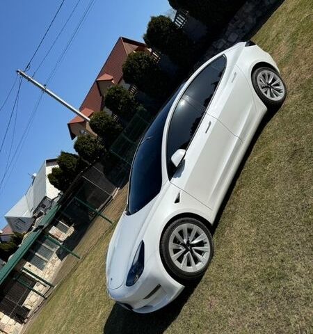 Білий Тесла Модель 3, об'ємом двигуна 0 л та пробігом 65 тис. км за 21000 $, фото 13 на Automoto.ua