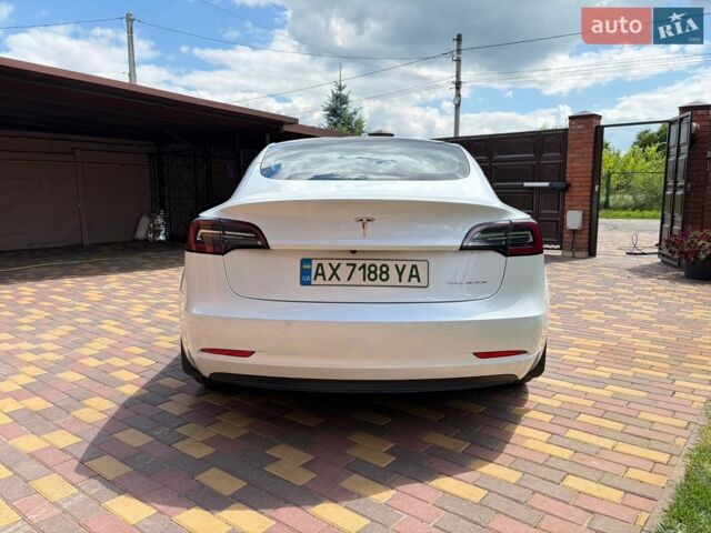Белый Тесла Модель 3, объемом двигателя 0 л и пробегом 117 тыс. км за 19500 $, фото 5 на Automoto.ua
