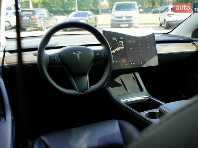 Білий Тесла Модель 3, об'ємом двигуна 0 л та пробігом 33 тис. км за 19499 $, фото 17 на Automoto.ua