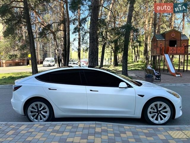 Белый Тесла Модель 3, объемом двигателя 0 л и пробегом 108 тыс. км за 22700 $, фото 26 на Automoto.ua