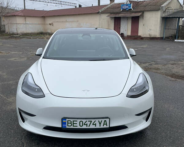 Белый Тесла Модель 3, объемом двигателя 0 л и пробегом 91 тыс. км за 19700 $, фото 6 на Automoto.ua