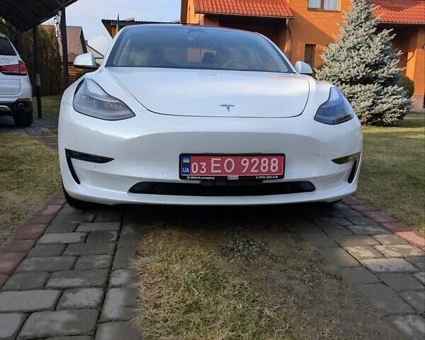 Белый Тесла Модель 3, объемом двигателя 0 л и пробегом 152 тыс. км за 21000 $, фото 5 на Automoto.ua