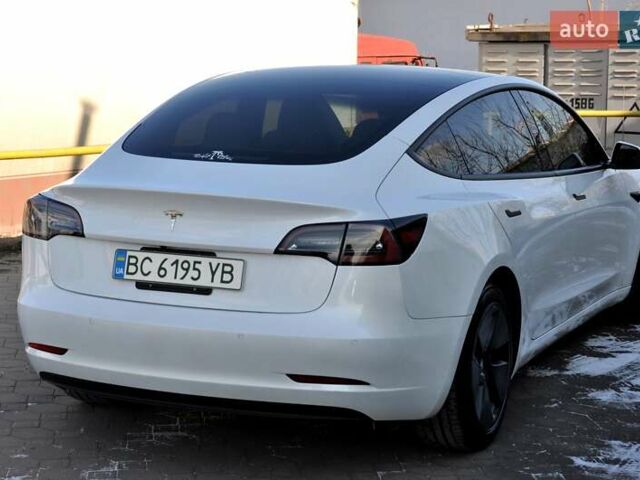 Белый Тесла Модель 3, объемом двигателя 0 л и пробегом 104 тыс. км за 20500 $, фото 30 на Automoto.ua