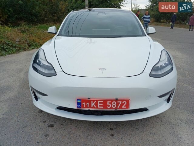 Білий Тесла Модель 3, об'ємом двигуна 0 л та пробігом 137 тис. км за 19800 $, фото 5 на Automoto.ua