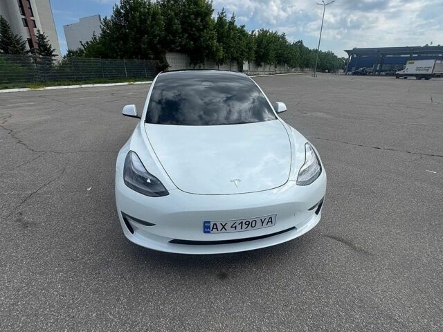 Белый Тесла Модель 3, объемом двигателя 0 л и пробегом 85 тыс. км за 21400 $, фото 4 на Automoto.ua