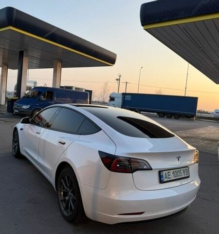 Белый Тесла Модель 3, объемом двигателя 0 л и пробегом 38 тыс. км за 21999 $, фото 16 на Automoto.ua