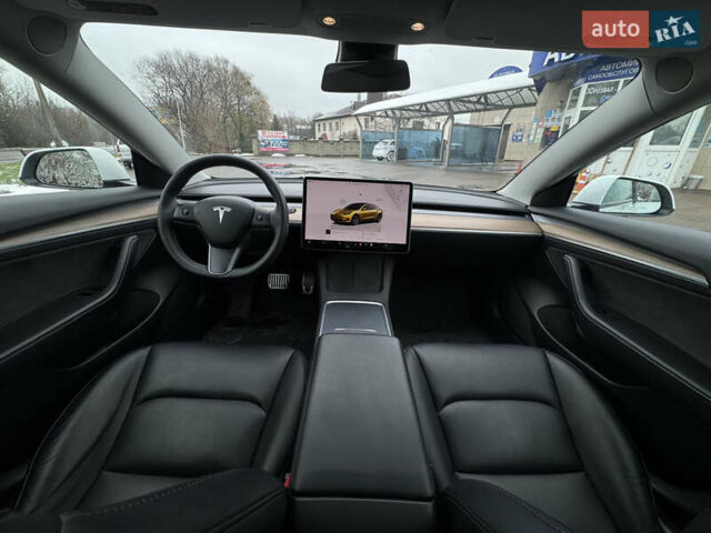 Білий Тесла Модель 3, об'ємом двигуна 0 л та пробігом 110 тис. км за 16900 $, фото 11 на Automoto.ua