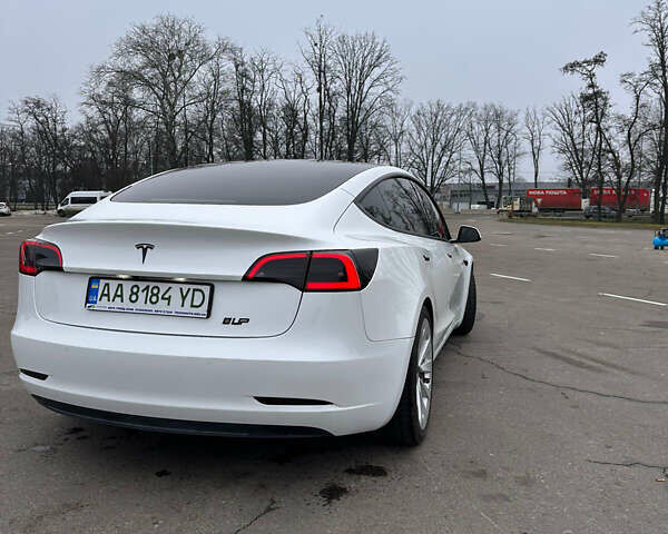 Белый Тесла Модель 3, объемом двигателя 0 л и пробегом 81 тыс. км за 21000 $, фото 7 на Automoto.ua