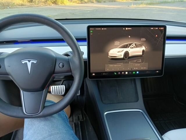 Білий Тесла Модель 3, об'ємом двигуна 0 л та пробігом 100 тис. км за 24500 $, фото 8 на Automoto.ua