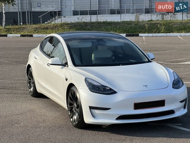 Білий Тесла Модель 3, об'ємом двигуна 0 л та пробігом 108 тис. км за 24900 $, фото 14 на Automoto.ua