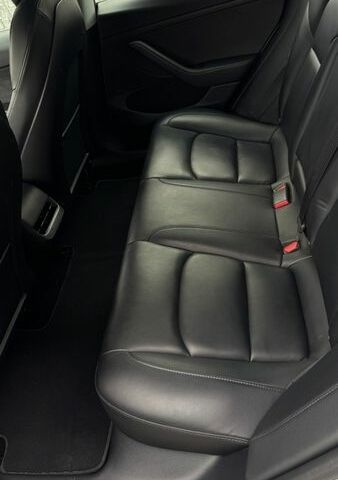 Белый Тесла Модель 3, объемом двигателя 0 л и пробегом 130 тыс. км за 18499 $, фото 38 на Automoto.ua