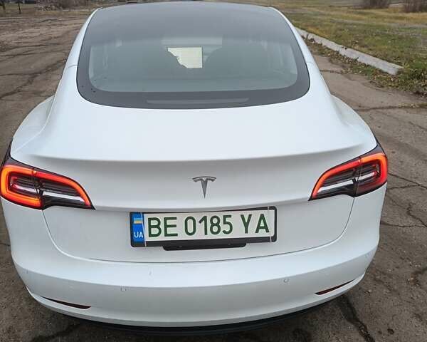 Белый Тесла Модель 3, объемом двигателя 0 л и пробегом 79 тыс. км за 18999 $, фото 14 на Automoto.ua