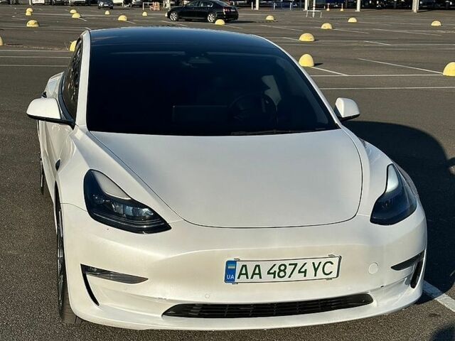 Білий Тесла Модель 3, об'ємом двигуна 0 л та пробігом 122 тис. км за 23000 $, фото 1 на Automoto.ua
