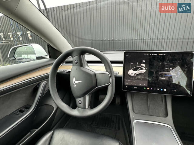 Білий Тесла Модель 3, об'ємом двигуна 0 л та пробігом 120 тис. км за 15900 $, фото 16 на Automoto.ua