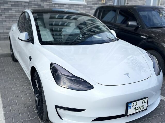 Белый Тесла Модель 3, объемом двигателя 0 л и пробегом 69 тыс. км за 24900 $, фото 1 на Automoto.ua