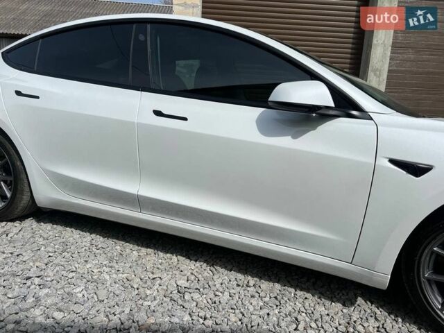 Білий Тесла Модель 3, об'ємом двигуна 0 л та пробігом 43 тис. км за 21999 $, фото 25 на Automoto.ua