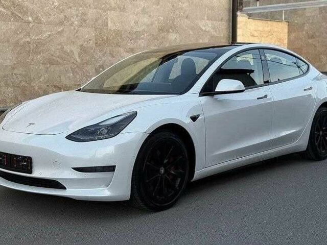 Білий Тесла Модель 3, об'ємом двигуна 0 л та пробігом 165 тис. км за 13495 $, фото 20 на Automoto.ua