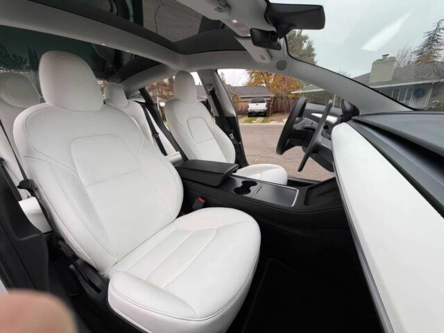 Білий Тесла Модель 3, об'ємом двигуна 0 л та пробігом 12 тис. км за 9000 $, фото 8 на Automoto.ua