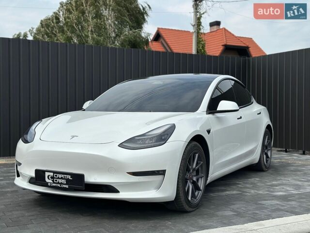 Белый Тесла Модель 3, объемом двигателя 0 л и пробегом 104 тыс. км за 21500 $, фото 3 на Automoto.ua