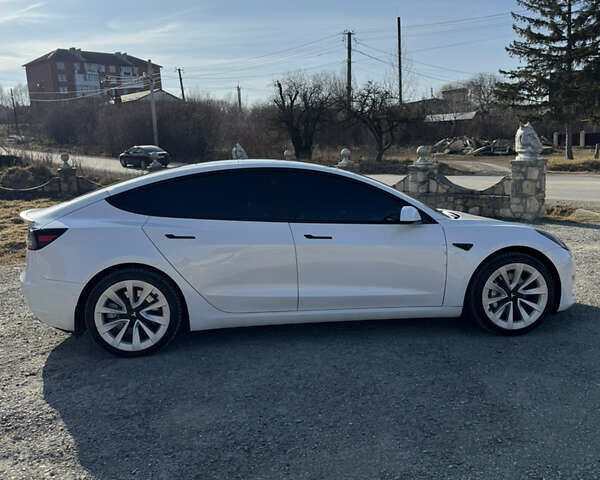 Білий Тесла Модель 3, об'ємом двигуна 0 л та пробігом 47 тис. км за 21500 $, фото 14 на Automoto.ua