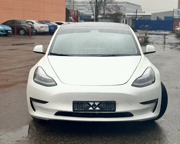 Білий Тесла Модель 3, об'ємом двигуна 0 л та пробігом 60 тис. км за 21000 $, фото 6 на Automoto.ua