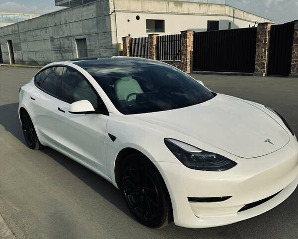 Білий Тесла Модель 3, об'ємом двигуна 0 л та пробігом 41 тис. км за 21500 $, фото 8 на Automoto.ua