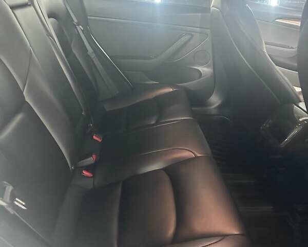 Белый Тесла Модель 3, объемом двигателя 0 л и пробегом 125 тыс. км за 22000 $, фото 13 на Automoto.ua