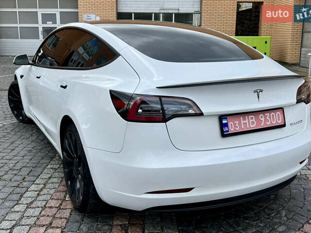 Тесла Модель 3 2022 у Луцьку на Automoto.ua Білий Тесла Модель 3, об'ємом двигуна 0 л та пробігом 2 тис. км за 22800 $, фото 13 на Automoto.ua