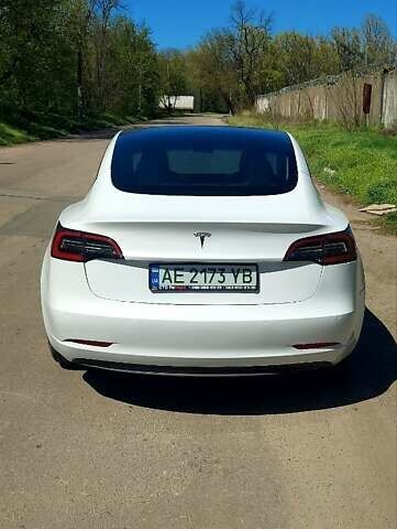 Белый Тесла Модель 3, объемом двигателя 0 л и пробегом 39 тыс. км за 25900 $, фото 9 на Automoto.ua